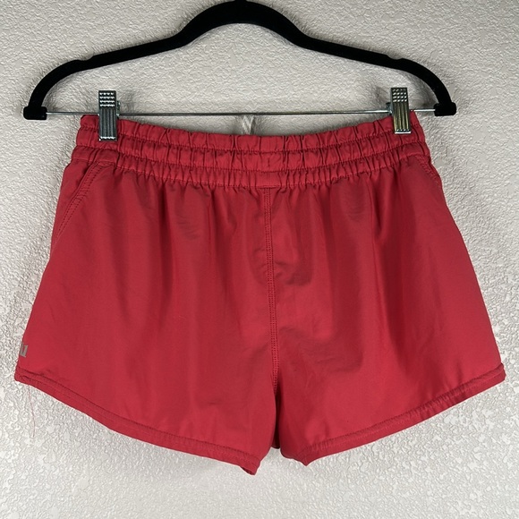 Vuori Clementine Mauve Pink Athletic Activewear Running Shorts Size Small - Picture 4 of 7